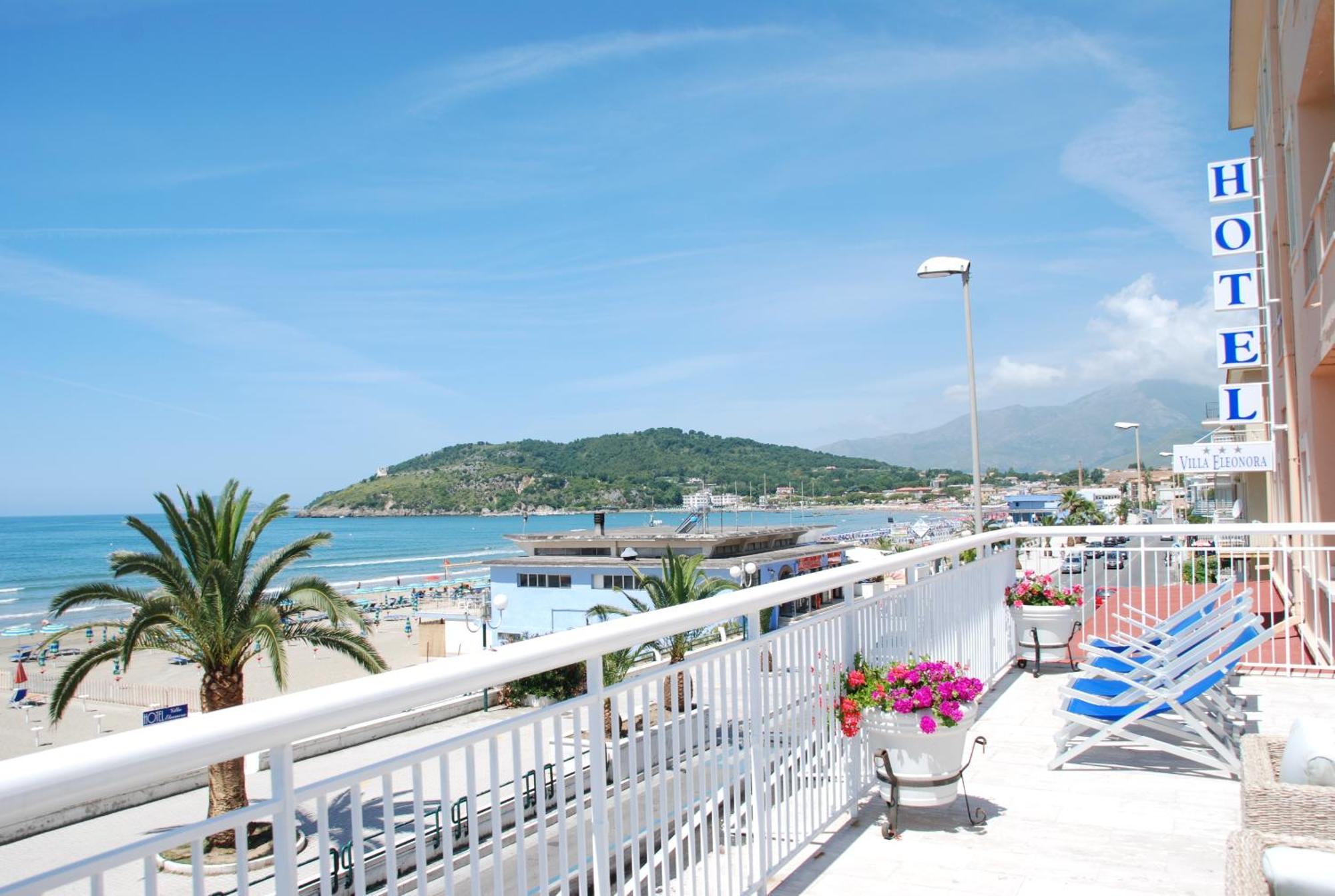 Hotel Villa Eleonora สกาอูรี ภายนอก รูปภาพ